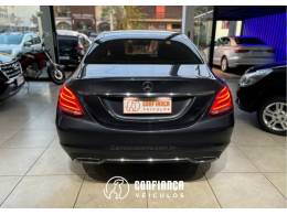 MERCEDES-BENZ - C 180 - 2015/2016 - Cinza - R$ 112.900,00