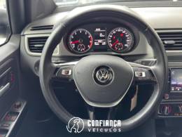 VOLKSWAGEN - FOX - 2021/2022 - Branca - R$ 74.900,00