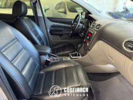 FORD - FOCUS - 2009/2009 - Prata - R$ 38.900,00