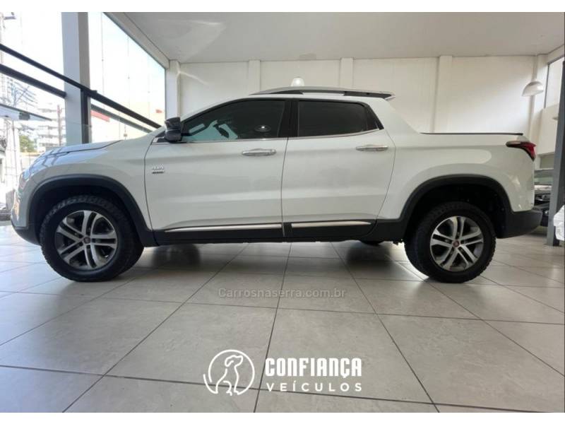 FIAT - TORO - 2017/2017 - Branca - R$ 109.900,00