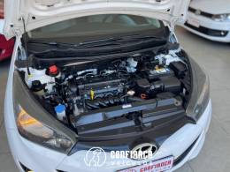 HYUNDAI - HB20S - 2015/2015 - Branca - R$ 55.900,00