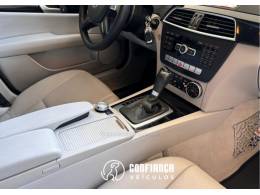 MERCEDES-BENZ - C 180 - 2013/2014 - Preta - R$ 79.900,00