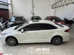 TOYOTA - COROLLA - 2020/2020 - Branca - R$ 132.900,00