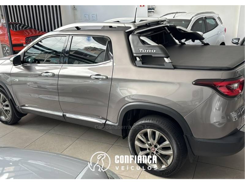 FIAT - STRADA - 2023/2023 - Prata - R$ 114.900,00