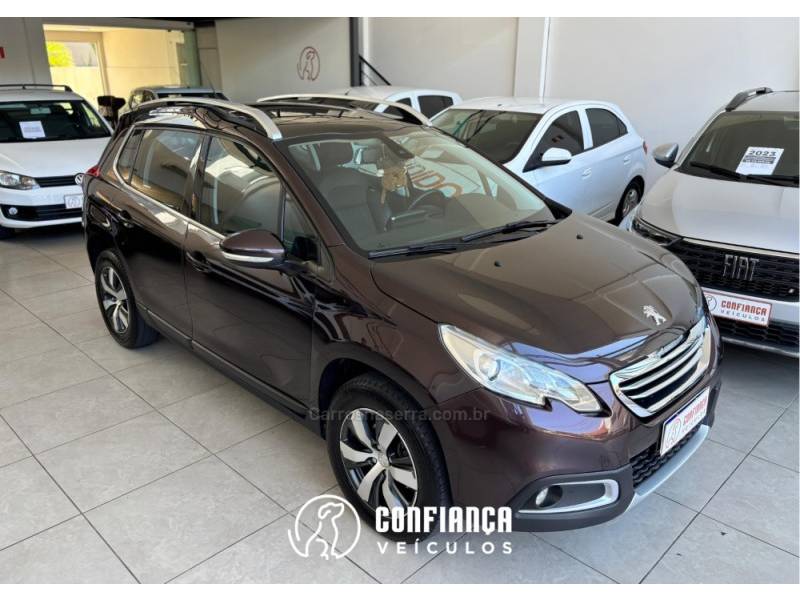 PEUGEOT - 2008 - 2016/2017 - Marrom - R$ 58.900,00