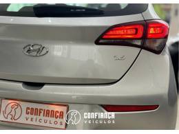 HYUNDAI - HB20S - 2019/2019 - Prata - R$ 60.900,00