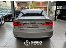 AUDI - A3 - 2014/2014 - Prata - R$ 71.900,00