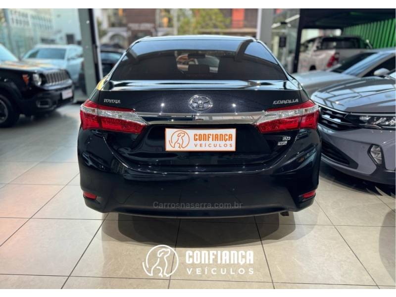 TOYOTA - COROLLA - 2016/2016 - Preta - R$ 87.900,00