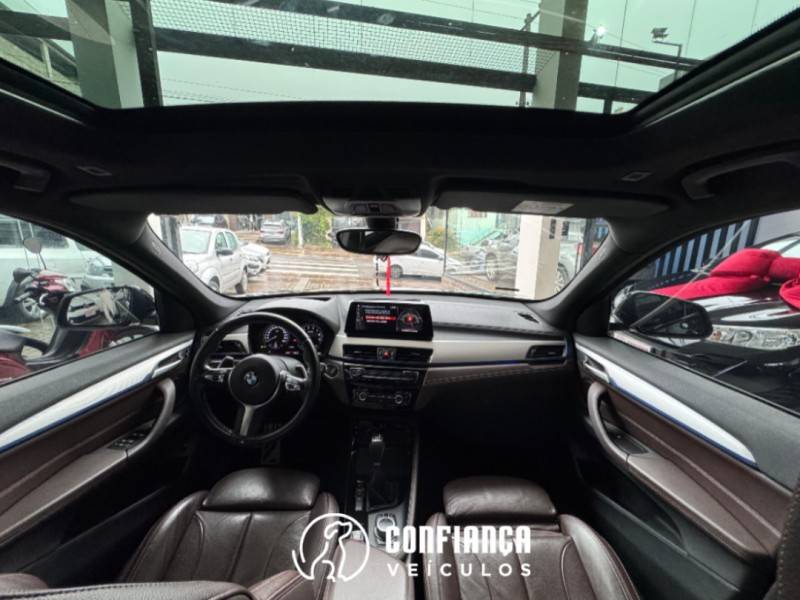 BMW - X1 - 2020/2021 - Preta - R$ 209.900,00
