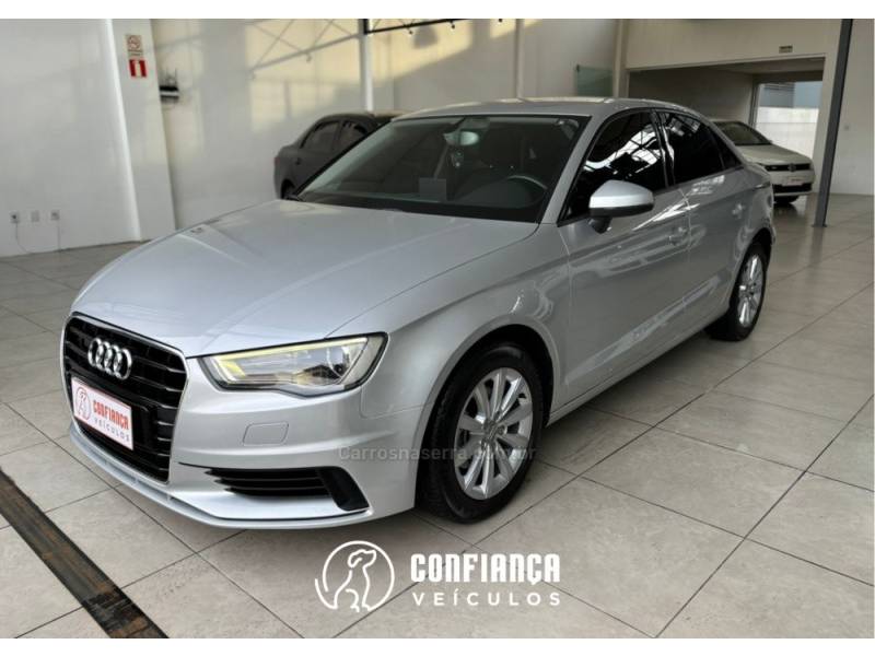 AUDI - A3 - 2014/2014 - Prata - R$ 77.900,00