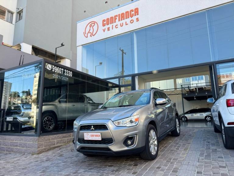 MITSUBISHI - ASX - 2013/2014 - Prata - R$ 73.900,00