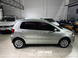 VOLKSWAGEN - FOX - 2010/2010 - Bege - R$ 37.900,00