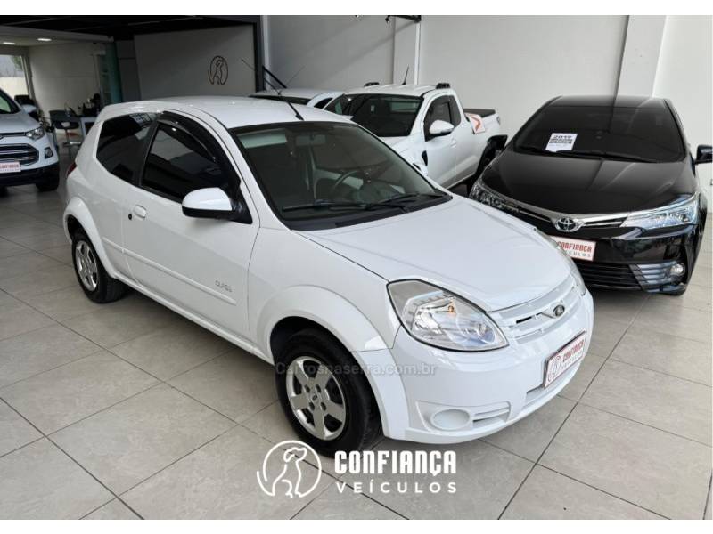 FORD - KA - 2008/2009 - Branca - R$ 22.900,00