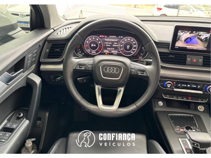 AUDI - Q5 - 2019/2019 - Branca - R$ 204.900,00