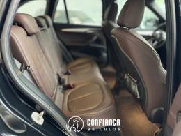 BMW - X1 - 2020/2021 - Preta - R$ 209.900,00