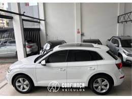 AUDI - Q5 - 2019/2019 - Branca - R$ 204.900,00