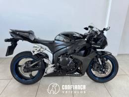 HONDA - CBR 600RR - 2008/2008 - Preta - R$ 43.900,00