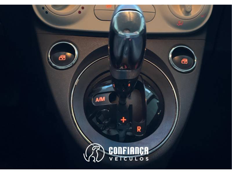 FIAT - 500 - 2011/2012 - Branca - R$ 44.900,00