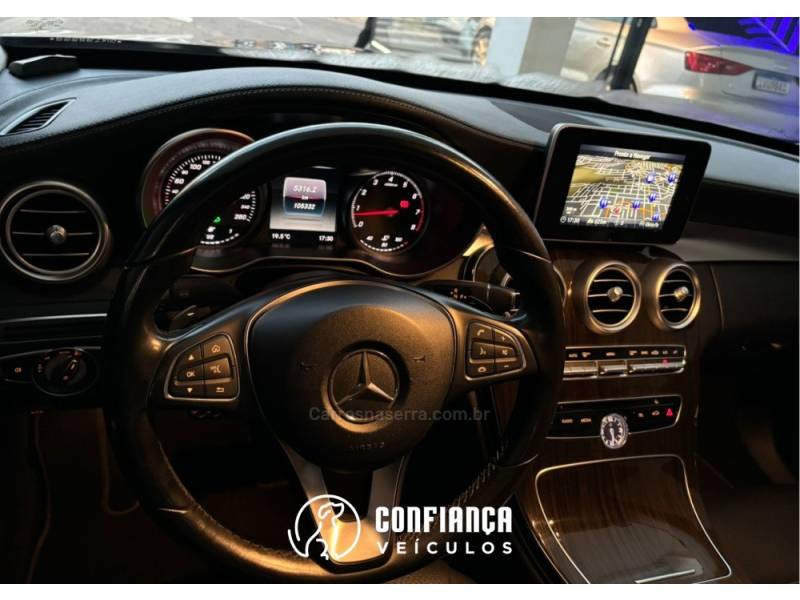 MERCEDES-BENZ - C 180 - 2015/2016 - Cinza - R$ 112.900,00