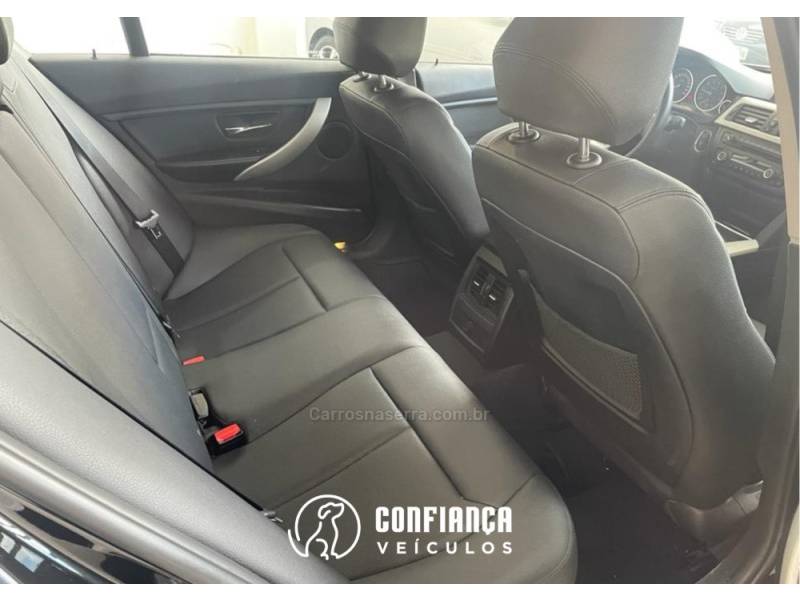 BMW - 320I - 2013/2014 - Preta - R$ 98.900,00