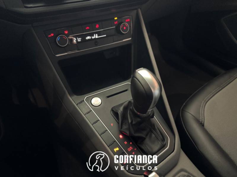 VOLKSWAGEN - POLO - 2018/2018 - Branca - R$ 79.490,00