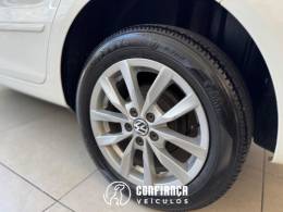 VOLKSWAGEN - SPACEFOX - 2012/2013 - Branca - R$ 39.900,00