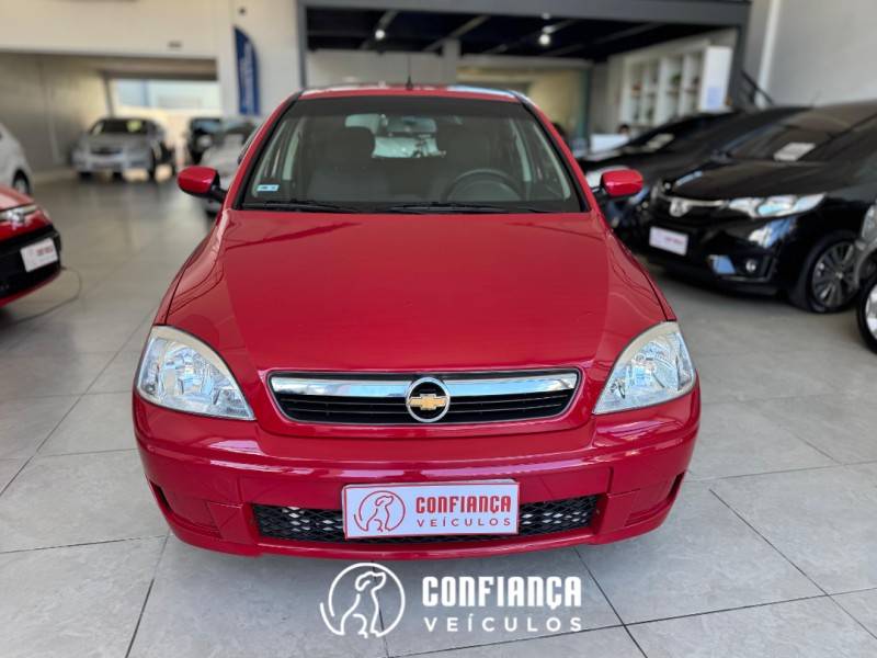 CHEVROLET - CORSA - 2008/2009 - Vermelha - R$ 29.900,00