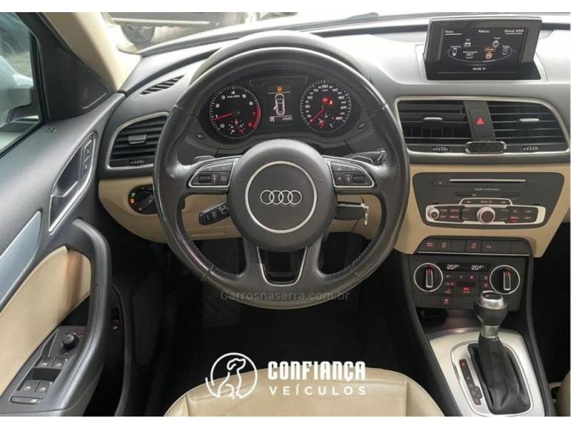 AUDI - Q3 - 2015/2016 - Branca - R$ 99.900,00