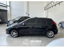 HYUNDAI - I30 - 2011/2012 - Preta - R$ 46.900,00