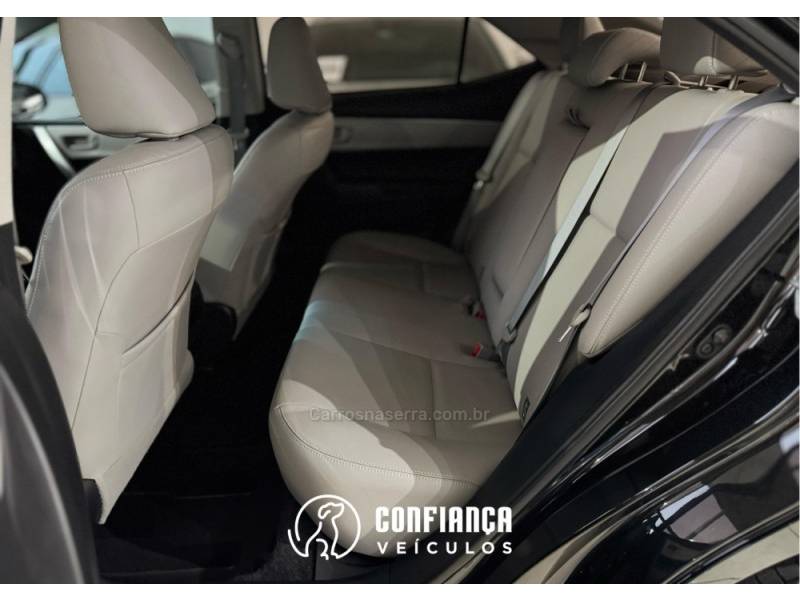 TOYOTA - COROLLA - 2016/2016 - Preta - R$ 87.900,00