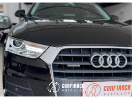 AUDI - Q3 - 2018/2018 - Preta - R$ 125.900,00