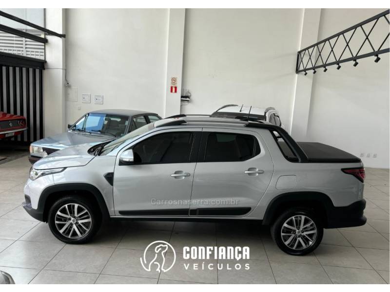 FIAT - STRADA - 2023/2023 - Prata - R$ 114.900,00