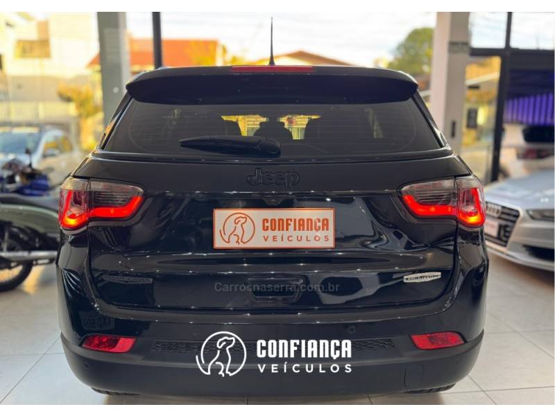 JEEP - COMPASS - 2021/2021 - Preta - R$ 114.900,00