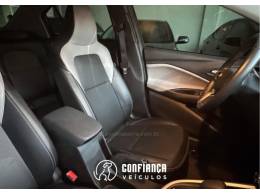 CHEVROLET - ONIX - 2022/2023 - Preta - R$ 92.900,00