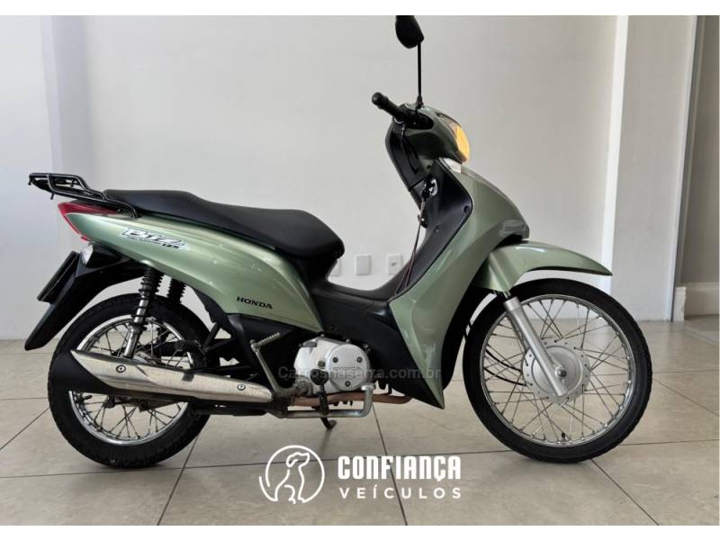 HONDA - BIZ 125 - 2011/2011 - Verde - R$ 10.790,00