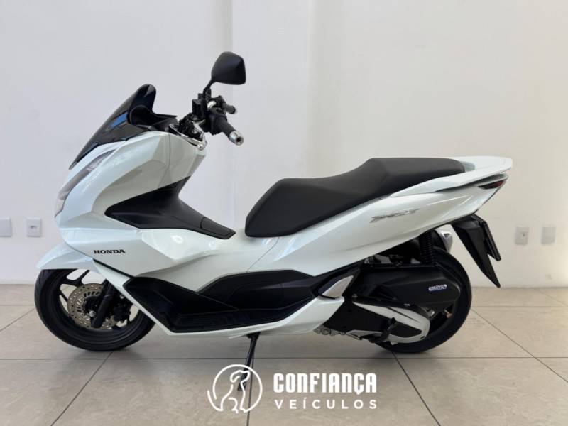 HONDA - PCX - 2023/2023 - Branca - R$ 20.900,00