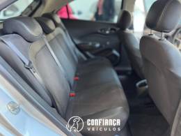CHEVROLET - ONIX - 2018/2019 - Prata - R$ 62.900,00