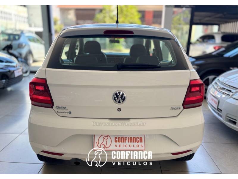 VOLKSWAGEN - GOL - 2017/2017 - Branca - R$ 46.900,00