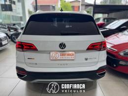 VOLKSWAGEN - TAOS - 2022/2022 - Branca - R$ 151.900,00