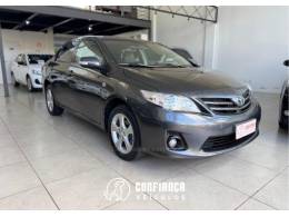 TOYOTA - COROLLA - 2011/2012 - Cinza - R$ 64.900,00