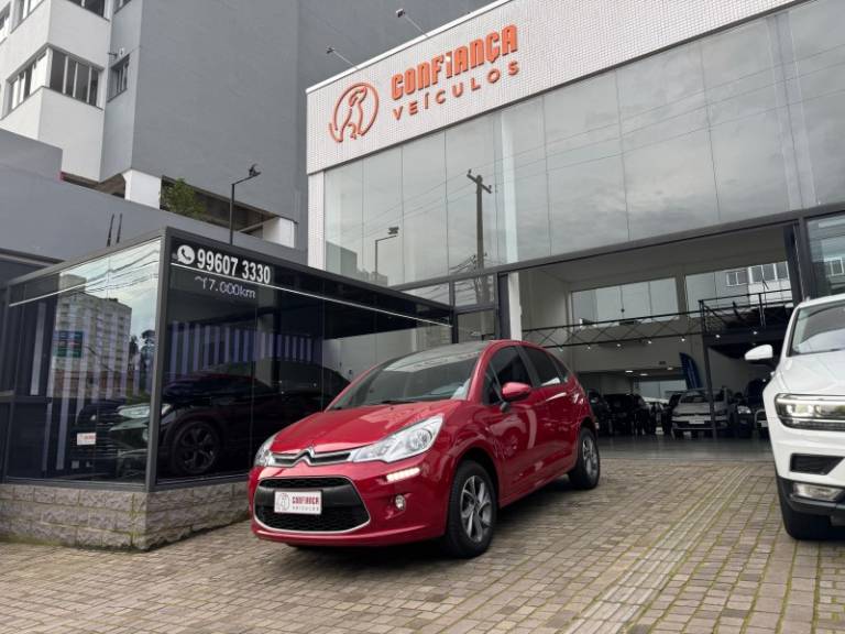 CITROËN - C3 - 2016/2017 - Vermelha - R$ 53.900,00