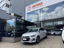 CHEVROLET - ONIX - 2022/2023 - Prata - R$ 87.900,00