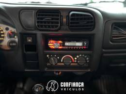 CHEVROLET - S10 - 2005/2006 - Preta - R$ 61.900,00