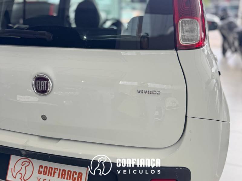 FIAT - UNO - 2010/2012 - Branca - R$ 30.900,00