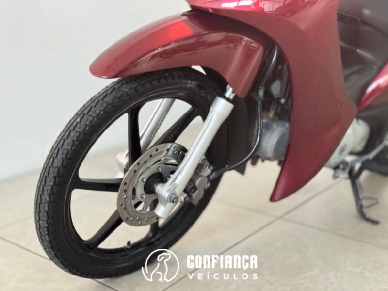 HONDA - BIZ 125 - 2011/2012 - Vermelha - R$ 12.390,00