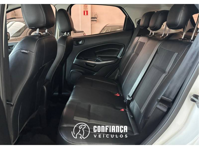 FORD - ECOSPORT - 2017/2018 - Branca - R$ 74.900,00