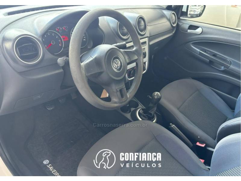 VOLKSWAGEN - SAVEIRO - 2015/2016 - Branca - R$ 46.900,00