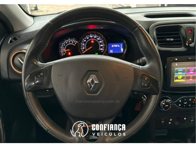 RENAULT - SANDERO - 2018/2019 - Prata - R$ 55.900,00