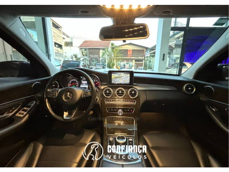 MERCEDES-BENZ - C 180 - 2015/2016 - Cinza - R$ 112.900,00