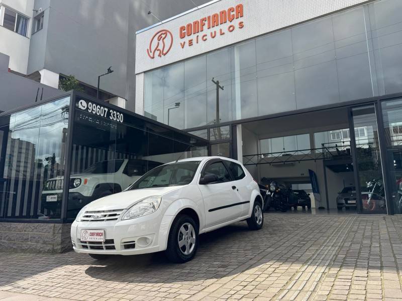 FORD - KA - 2008/2009 - Branca - R$ 22.900,00